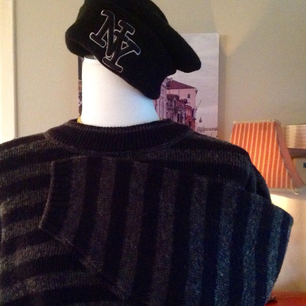 Cropped Sweater Made In Italy - Picture 5 of 7